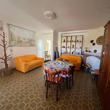 Дом отдыха Casa Tola - Iun P2312 *